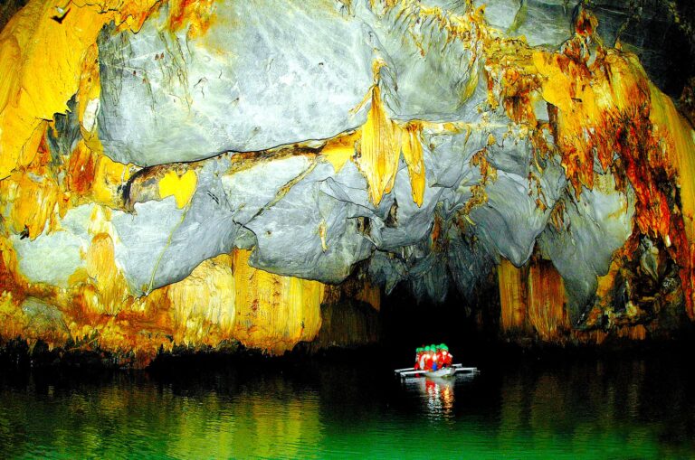 Puerto Princesa Underground River (Rhoy T. Cobilla)